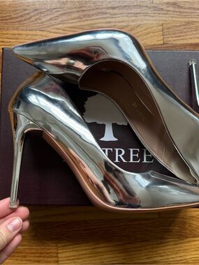 Metallic Silver Pointed Stiletto Heels